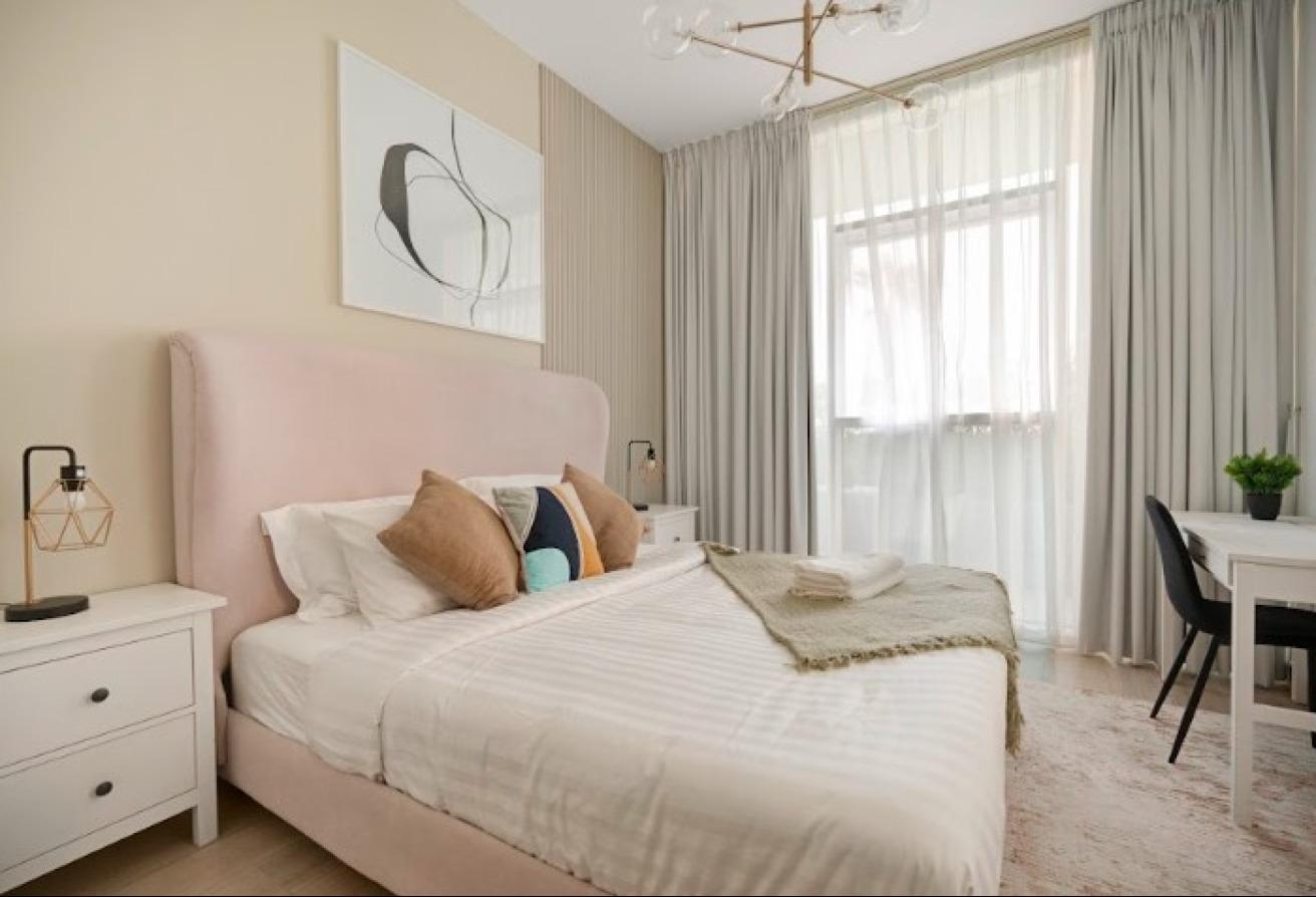 Spacious | Fully Furnished | Vacant Unit |Parkview