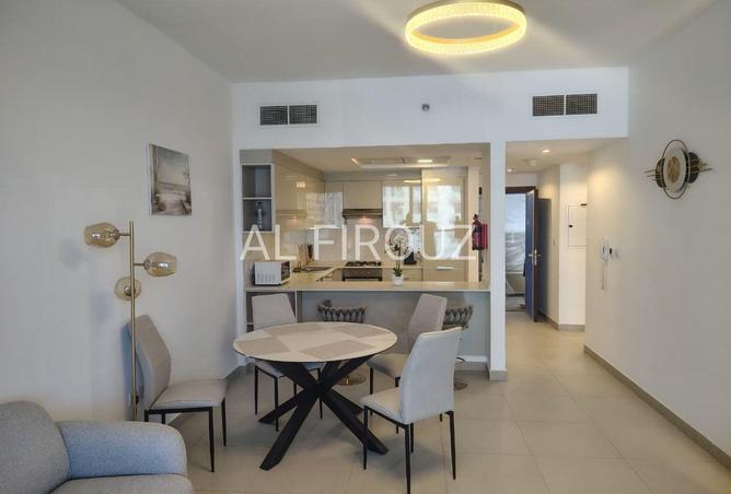 Best Location | Unfurnished | Vacant | Brand New — photo 2