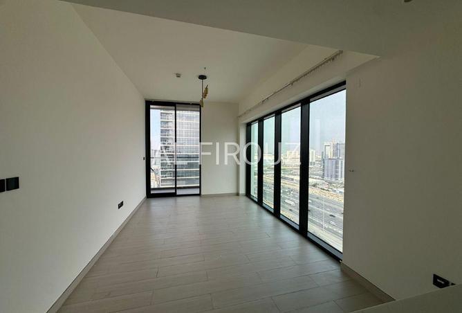 Spacious | Unfurnished | Ready to move — photo 2