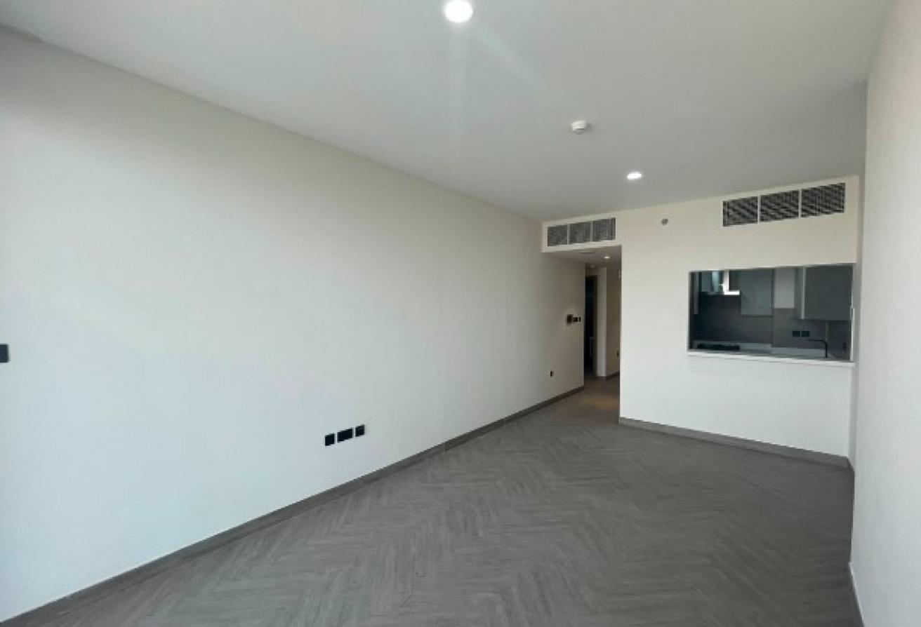 Generously Sized | Functional Layout | 1BHK +Maid