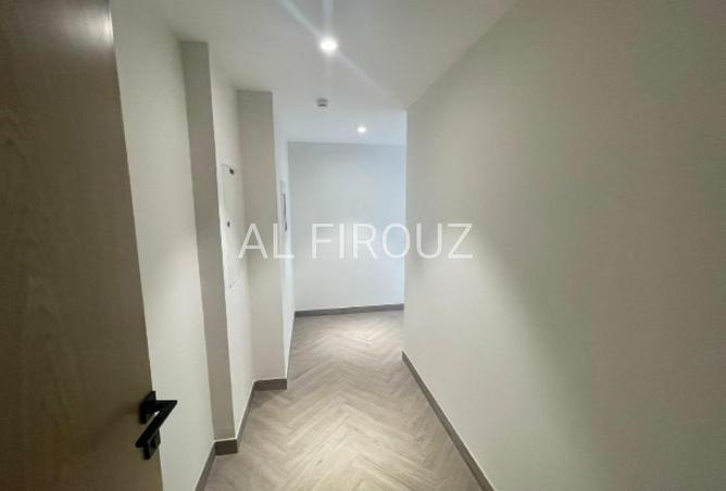 Generously Sized | Functional Layout | 1BHK +Maid — photo 2