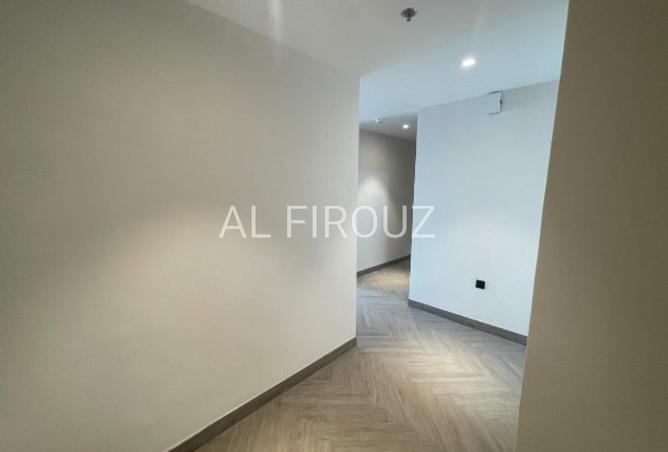 Generously Sized | Functional Layout | 1BHK +Maid — photo 3