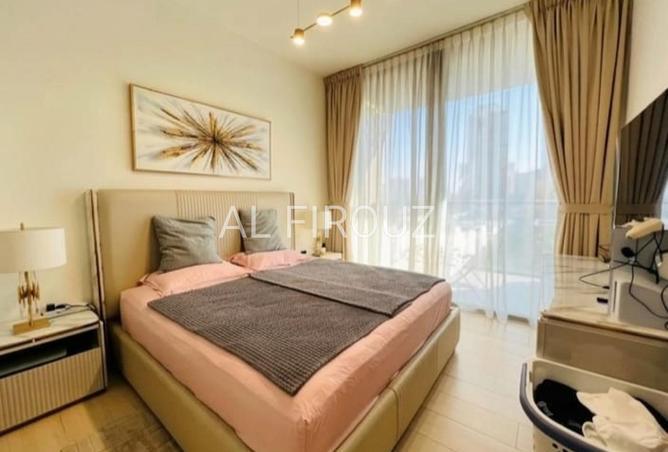 Luxury 2BR + Study Apartment | Spacious Layout — photo 3