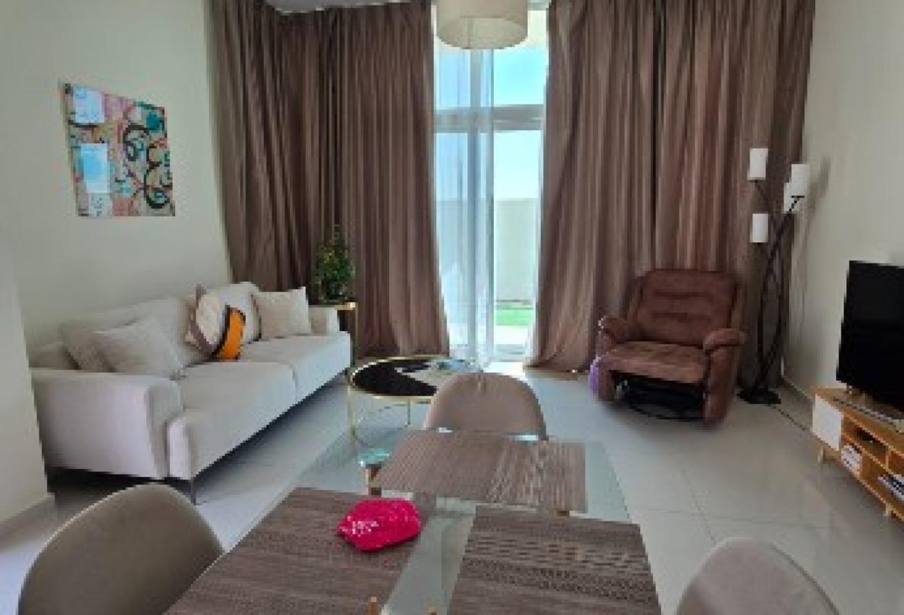 Middle Corner| Single Row | Semi Furnished — photo 2