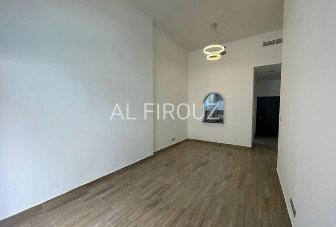 1 BHK | Unfurnished | Ready to move