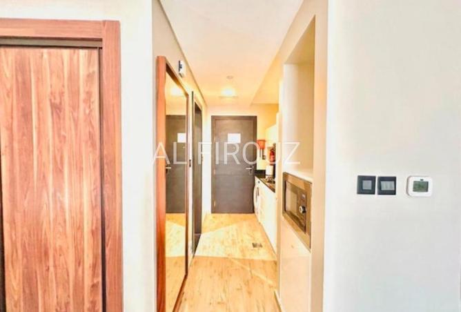 Fully Furnished | Spacious | Multiple cheques — photo 3